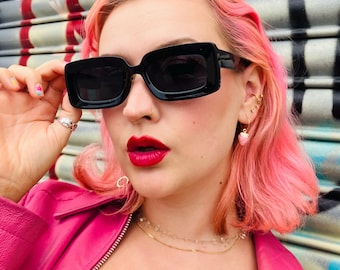 ブラックスクエアヴィンテージサングラス：90年代のアイウェア、UVAカット