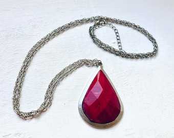 Vintage Pendant Necklace, Silver and Red Necklace, 1960s Style Necklace, Vintage Jewellery, Jewelry USA, Gift For Her