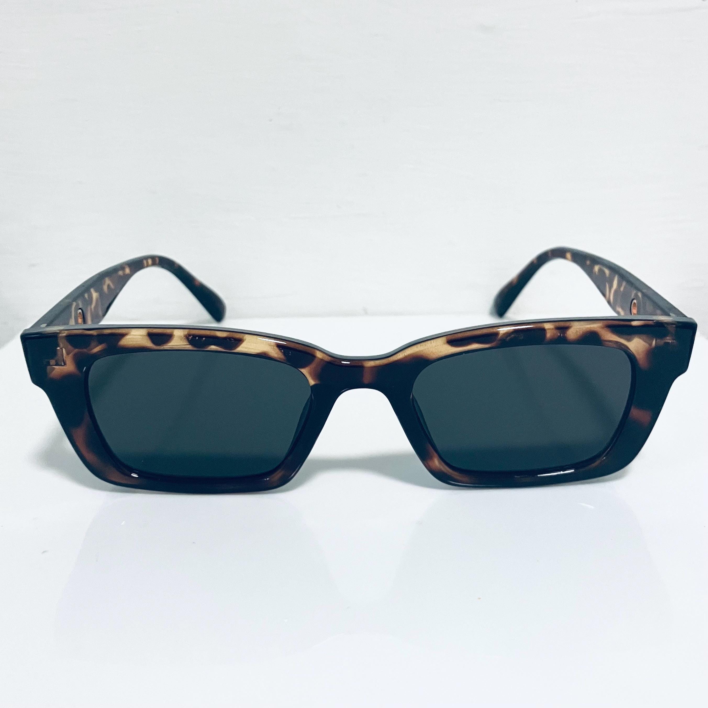 Vintage Tortoise Brown Wayfarer Sunglasses: 90s Retro Style 