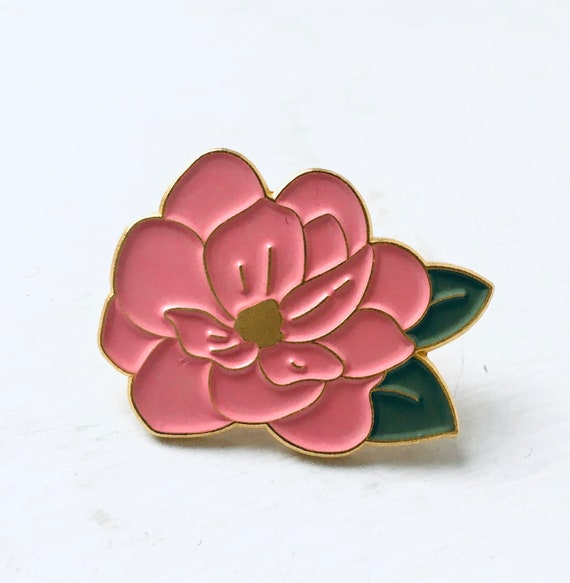 Vintage Floral Flower Brooch, Pink Waterlily Lillies Brooch, Brooch Pin  Clip, Gift for Her, Retro Brooch, Flower Pin -  Israel