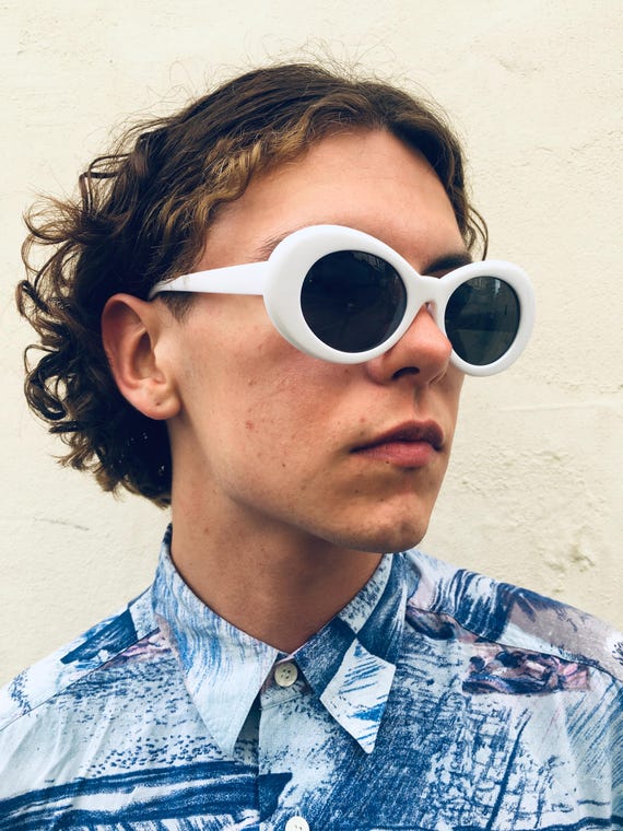 White Oval Kurt Cobain Sunglasses, Retro Y2K Mens Eyewear (15x5cm