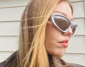 Vintage Unisex Y2K Style Silver Sports Wrap Around  display picture 3