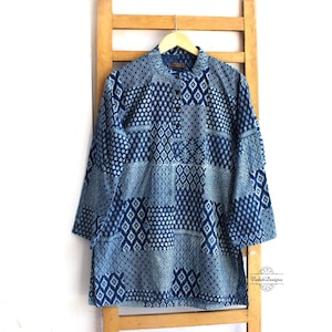 Indigo Patchwork Kurta aus Blockprint-Baumwollgewebe