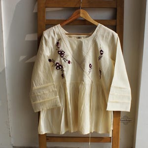Breathable hand embroidered top in cotton fabric