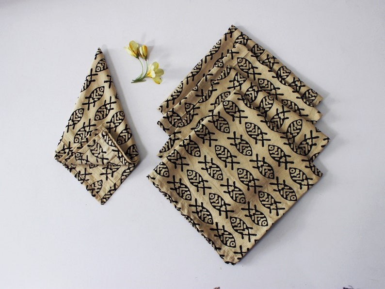 Set of 8 Napkin Set in Block Print Cotton Organic Fabric