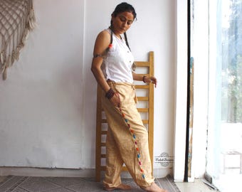 Yoga pants Hand-embroidered balloon pants with pocket in handloom khadi cotton fabric