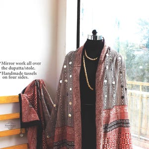 Hand-embroidered dupatta shawl heavy sequinned cotton bagh block print dupatta stole for wedding