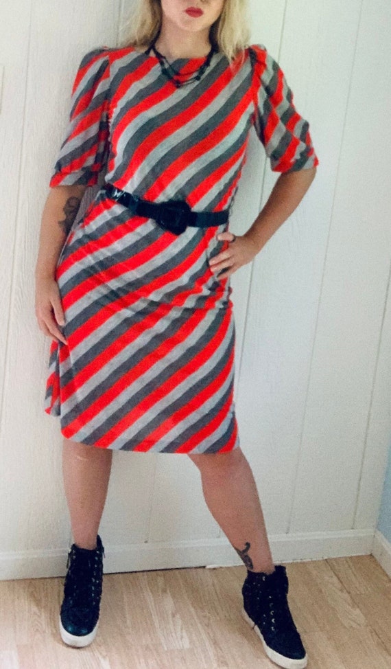 80s Belted Dress RED STRIPED With Puffed Sleeves … - image 7