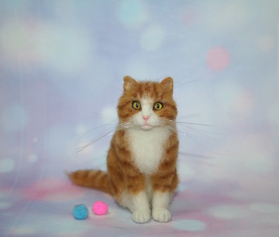 Custom Needle Felted Cat. Cat Memory Pet Portrait. Your Pet Replica. Miniature Orange Tabby Cat. Needle Felted Cat. Made to Order.