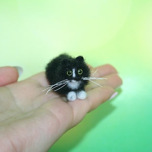 Miniature Dollhouse Cat. Miniature Needle Felted Cat. Black Cat. Kitty. Realistic Cat. Pet. Felted Animal. Dollhouse Cat. Made to Order.