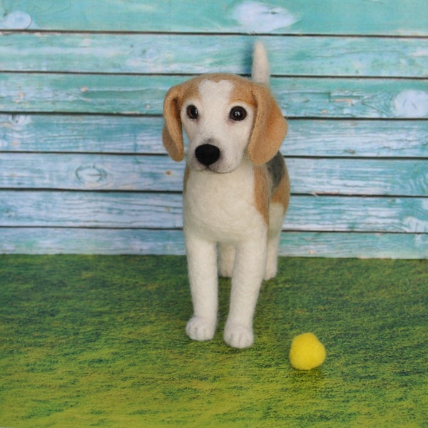 Beagle.Custom Made Dog Beagle.Needle Felted Beagle.Needle Felted Animal.Needle Felted Dog.Soft Sculpture.Felted Animal.Made to order.