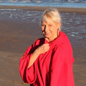 Red changing towel Beach poncho
