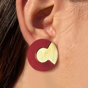 Orecchini di carta, orecchini rotondi rossi e oro, orecchini a perno, fatti a mano, orecchini geometrici, gioielli moderni