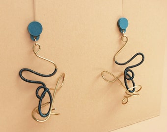 Long pendant earrings, golden earrings, handmade in brass, modern earrings, dangle earrings