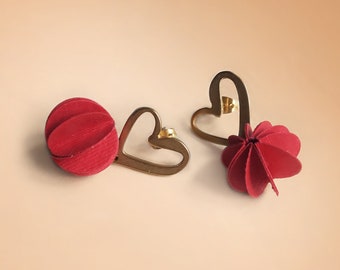 1st anniversary, golden heart earrings, studs with small spherical pendant, made of paper