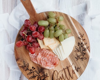 Custom Charcuterie Board | Personalized Round Cutting Board  | Engraved, Keepsake  | Kitchen Decor | Realtor Gift | New Homeowner