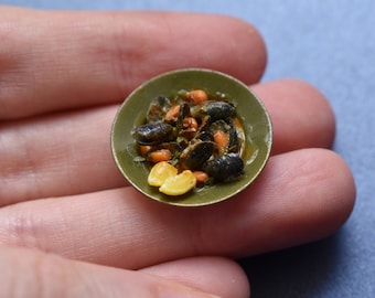 Dollhouse Miniature Mussels, Dollhouse Plate of Mussels, Miniature Food in 1:12 scale