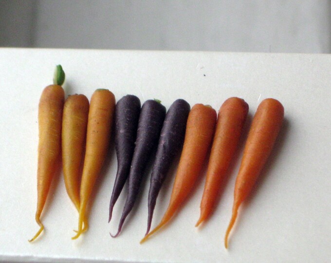 Dollhouse Miniature Carrots, 9 Dollhouse Carrots, Fresh Vegetables