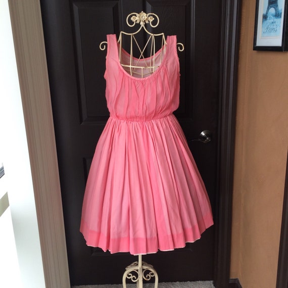 1950's vintags pink party dress small - image 2