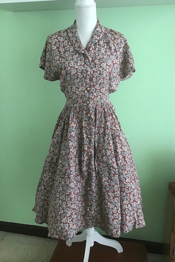 1950 Novelty print day dress size large