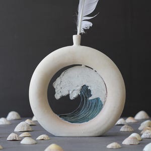 Handgefertigte Steinzeug Donut Vase: Ocean Wave Keramik Dekor