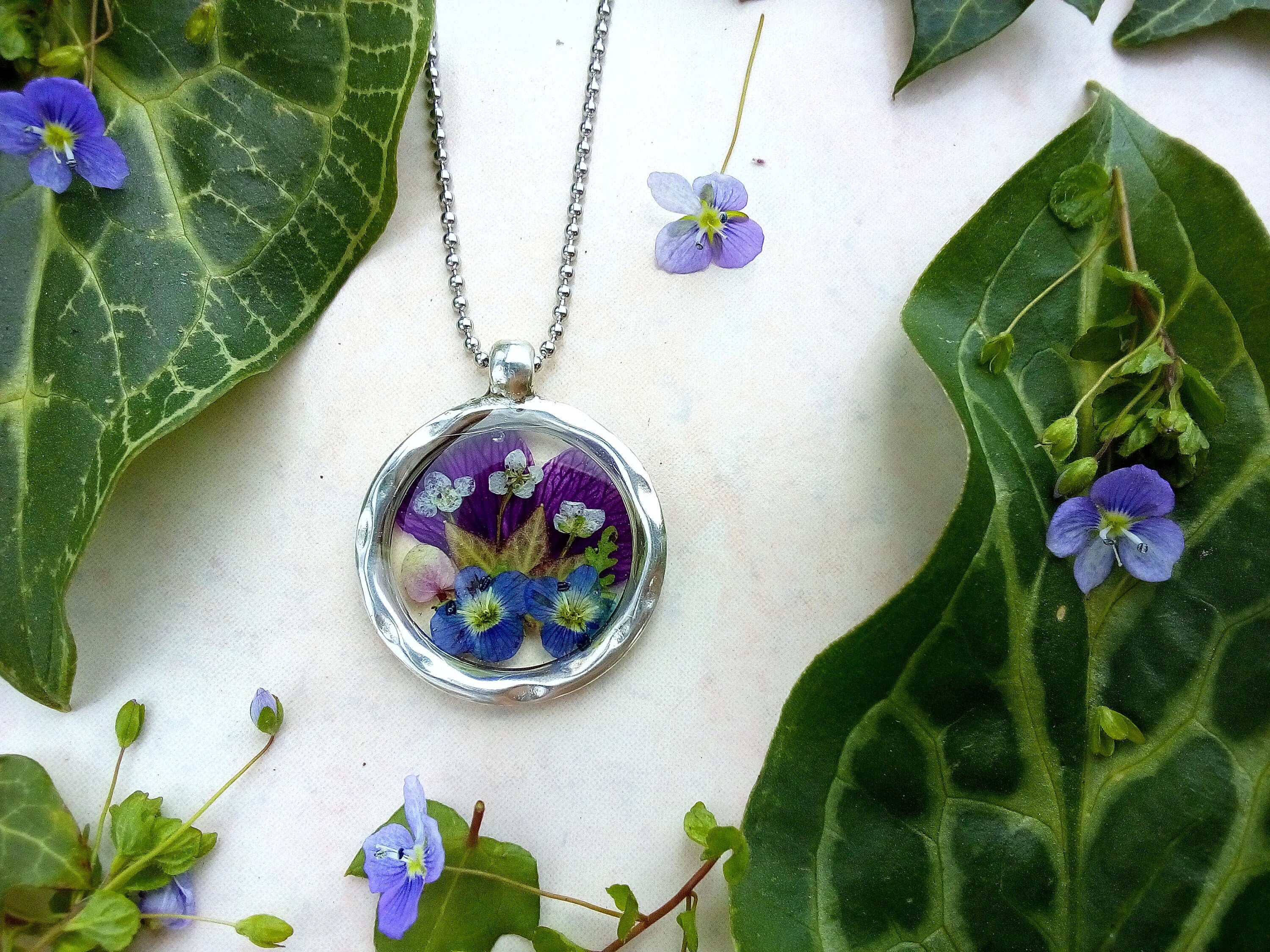 UV resin resin pressed flowers flowers pendant Etsy