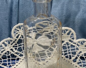 Clear Glass Bottle, Antique Medicine Bottle, Chemist, Apothecary Bottle. Perfume bottle. Pharmacy. Drugstore. Miniature Bottle.
