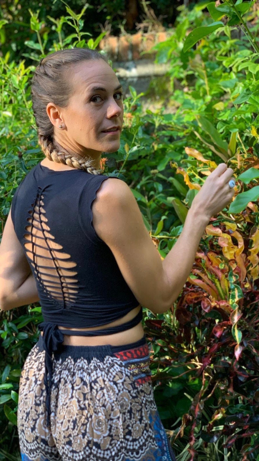 ladder cut out top
