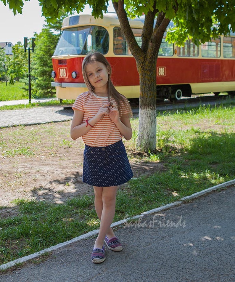 Girl's mini skirt, linen mini skirt, skirt with pockets, navy skirt, polka dot skirt, denim style skirt, handmade skirt SIZE 8 image 2