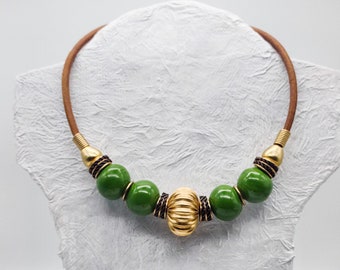 Striking leather and green ceramic beads necklace, Vintage tribal style necklace, stylish boho necklace, African style, Summer, holidays,