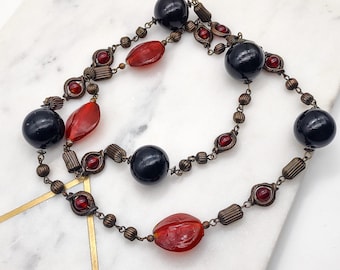 Vintage red and black glass necklace, bold flapper style necklace, 1920's striking statement necklace, bronze long necklace, retro fashion