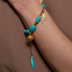 Adjustable Turquoise & Gold Charm Bracelet, Boho Bracelet with Gold Accents, Summer Jewelry, Gift for Her