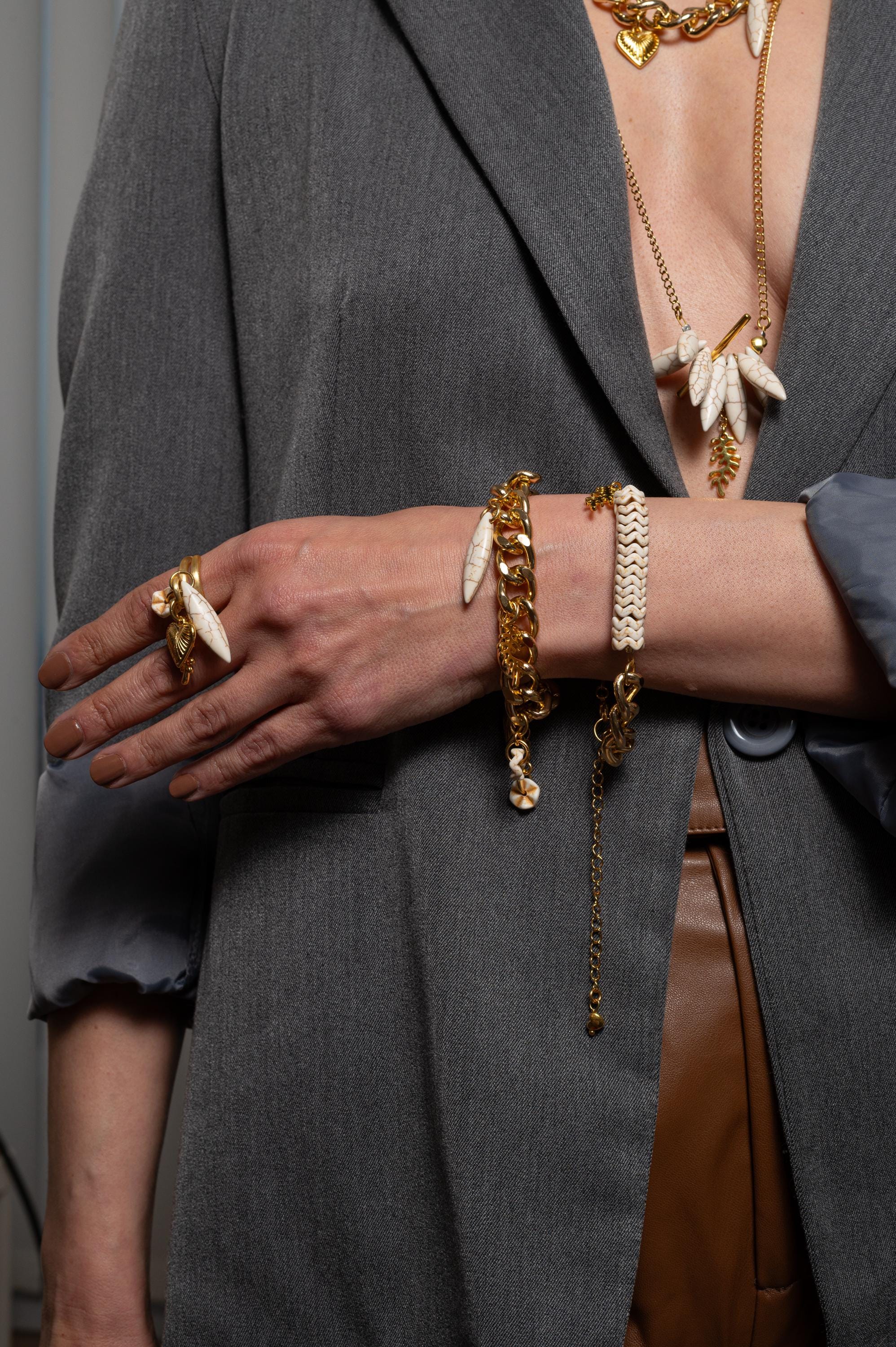 【ヨウジヤマモト】WHITE HOWLITE CHAIN NECKLACE BRACELET WHITE HOWLITE CHAIN NECKLACE BRACELET – THE SHOP YOHJI YAMAMOTO