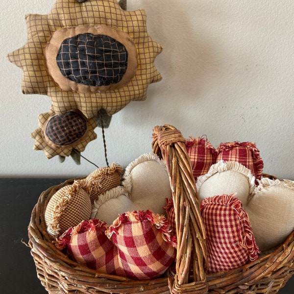 New Homespun Plaid Ornies Bowl Fillers PrImITive Hearts Red Burgundy Brick 6 Valentine's Day Decorations farmhouse Ornaments Country Rustic