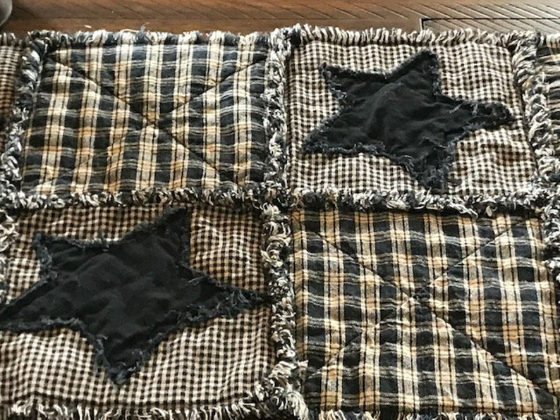 NEW Plaid Homespun PriMiTivE Rag Quilt Table Runner Black Tan Stars Country Handmade Rustic Farmouse Centerpiece Country Mat