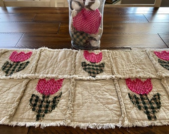 Plaid PriMiTivE Rag Quilt Table Runner Tan Pink Green Tulip Flower Easter Spring Country Handmade Rustic Farmhouse Centerpiece Mat