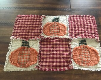 New PriMiTiVe Rag Quilt Pumpkin Placemat Fall Autumn Harvest Red Orange Tan Country Rustic Folk Centerpiece Candle Mat