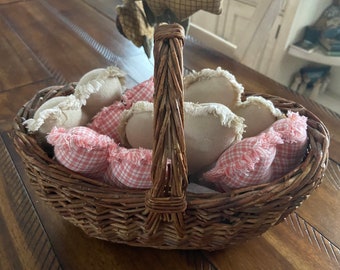 New Homespun Plaid Ornies Bowl Fillers PrImITive Hearts Light Pastel Pink Tan Valentine's Day Ornaments Country Rustic Farmhouse