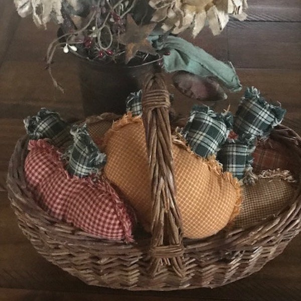 Homespun Plaid Ornies Bowl Fillers Rag PrImITive Pumpkins Fall Orange Yellow Red Farmhouse Autumn Halloween Country Decorations Ornaments