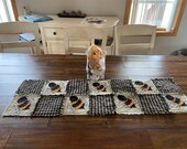 Plaid Homespun PriMiTivE Rag Quilt Table Runner Mat Bumblebees Bees Farmhouse Country Handmade Summer Black Tan Yellow