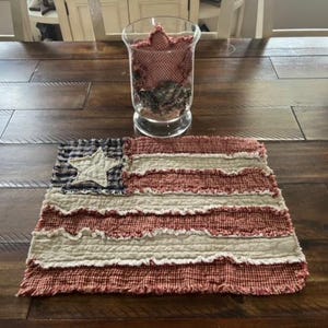 New PriMiTiVe Rag Quilt Blue Red Plaid 4th of July Americana Placemat Flag Stars Country  Folk Centerpiece Candle Mat