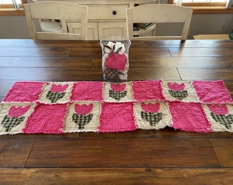 Plaid PriMiTivE Rag Quilt Table Runner Tan Pink Green Bright Tulip Flower Easter Spring Country Handmade Rustic Farmhouse Centerpiece Mat