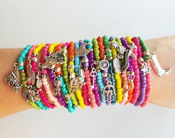 Braccialetto Elastico Boho con Charm e Perline, Bracciali Bohémien Arcobaleno Sm