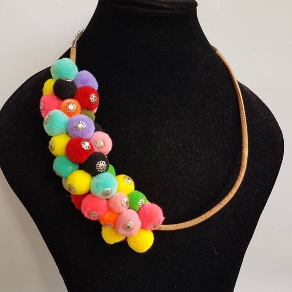 Pom Pom Necklace, bohemian necklace, boho, pompom, ponpon, pon pon, cotton ballnecklace, handmade, cork jewelry, cork necklace, summer