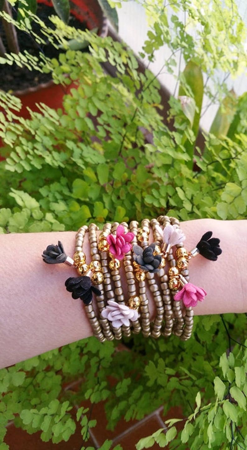 golden bracelet, flower tassel, tassel jewelry, golden bracelets, stretching bracelets, bracelet sets, stretch set, classy gift, friendship image 1
