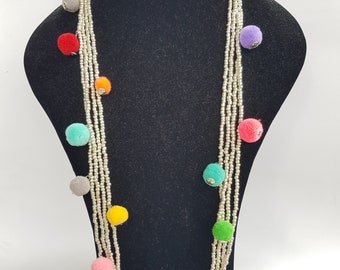 collier pom pom - colliers pompon - Collier en couches - colliers multicouches - collier d'été - collier en couches - superposé et long - boho