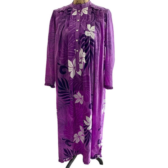 Vintage Hawaiian MuuMuu Dress Hawaii Purple Floral
