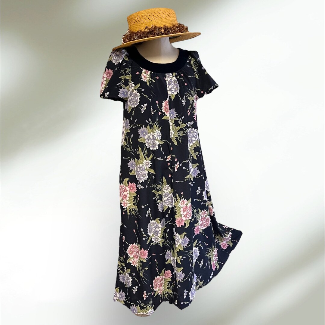 Vintage Hawaiian Muumuu Dress Floral Loungewear Hula Tiki Petite Size 4 ...