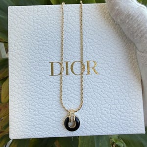 Christian Dior Circle Rhinestone Gold Tone Pendant Necklace Authentic