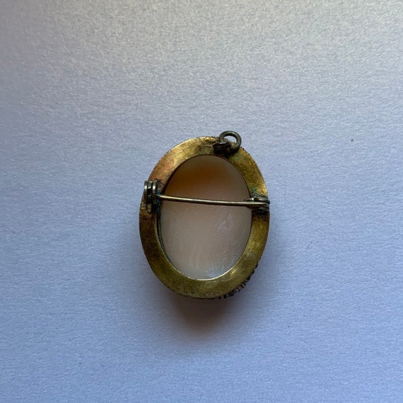 1930 Antique Brass CAMEO Pendant Brooch Pin Vinta… - image 3